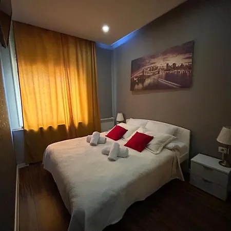 Apartment Epicenter *
