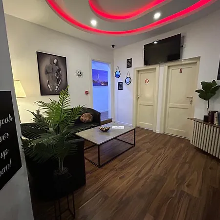 Epicenter Apartment
